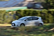 豐田計(jì)劃到2027年將電動(dòng)車型增至15款，并實(shí)現(xiàn)年產(chǎn)100萬(wàn)輛的目標(biāo)