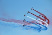 探尋機場的黃金時刻——飛機流量網(wǎng)站詳解，揭秘黃金時刻，分析影響航班繁忙程度的關鍵因素