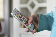 蘋果公司7月1日發(fā)布新iPhone，將推出免費(fèi)游戲APP，開啟全新的游戲體驗(yàn)，全新游戲體驗(yàn)，Apple發(fā)布iPhone游戲APP，免費(fèi)體驗(yàn)