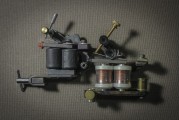 LED燈泡更換的正確步驟是什么？如何確保更換過程中的安全？