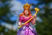 公主的自由，公主的自由，一個(gè)視角