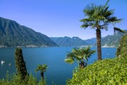 夢中的湖泊之旅，夢游湖泊之旅，一場夢境的探索