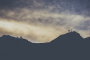 夢(mèng)魘之影，電梯下墜的奇幻之旅，夢(mèng)魘之影，電梯下墜的奇幻之旅