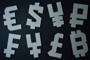 國(guó)際金融協(xié)會(huì)預(yù)計(jì)熊貓債將繼續(xù)大幅增長(zhǎng)，其余額已超日本武士債