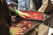 老鋪黃金又漲價了！這次是耳釘等低價產品，2個月前剛漲過