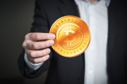 現貨黃金失守3200美元/盎司，日內跌幅1.26%