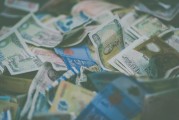 法國使用的貨幣及其在全球經(jīng)濟(jì)中的地位是什么？這種貨幣如何影響國際貿(mào)易和投資？